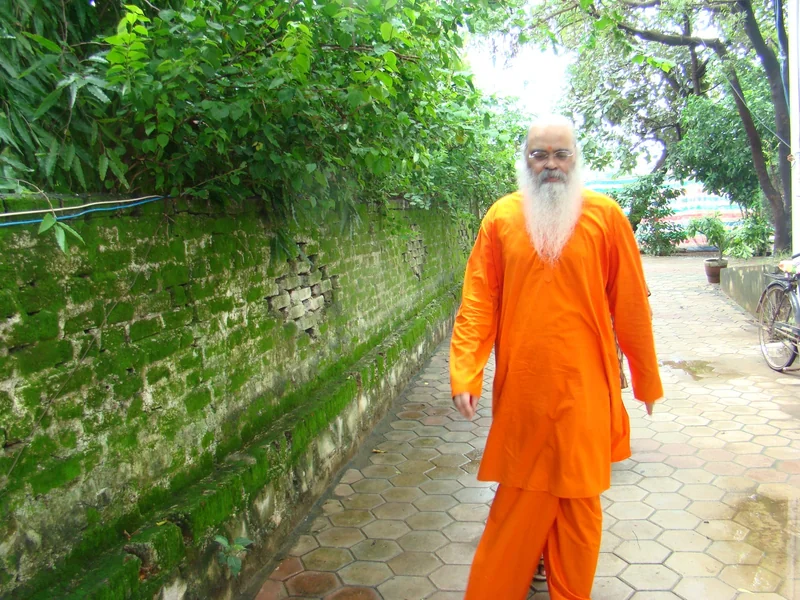 Spiritual Peace at Pragat Hanumanji